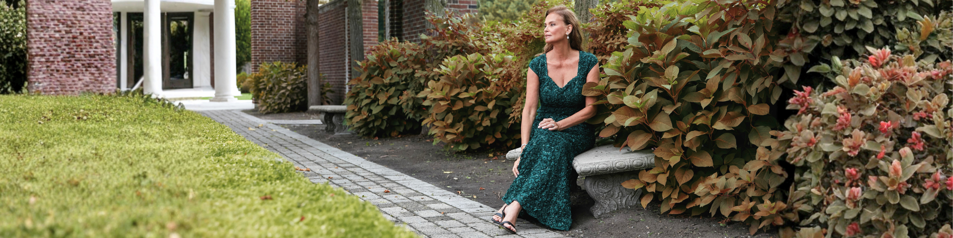 Petites - alexevenings.com