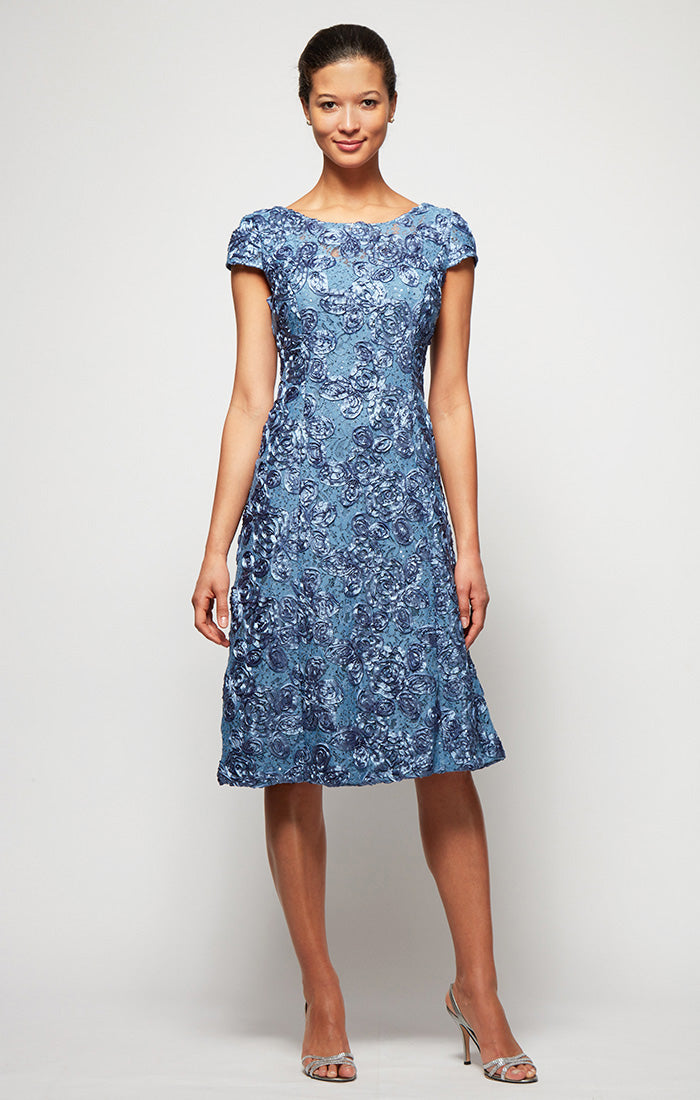 Alex Evenings Petite Audrey Rosette Lace Short Dress Periwinkle / 14p