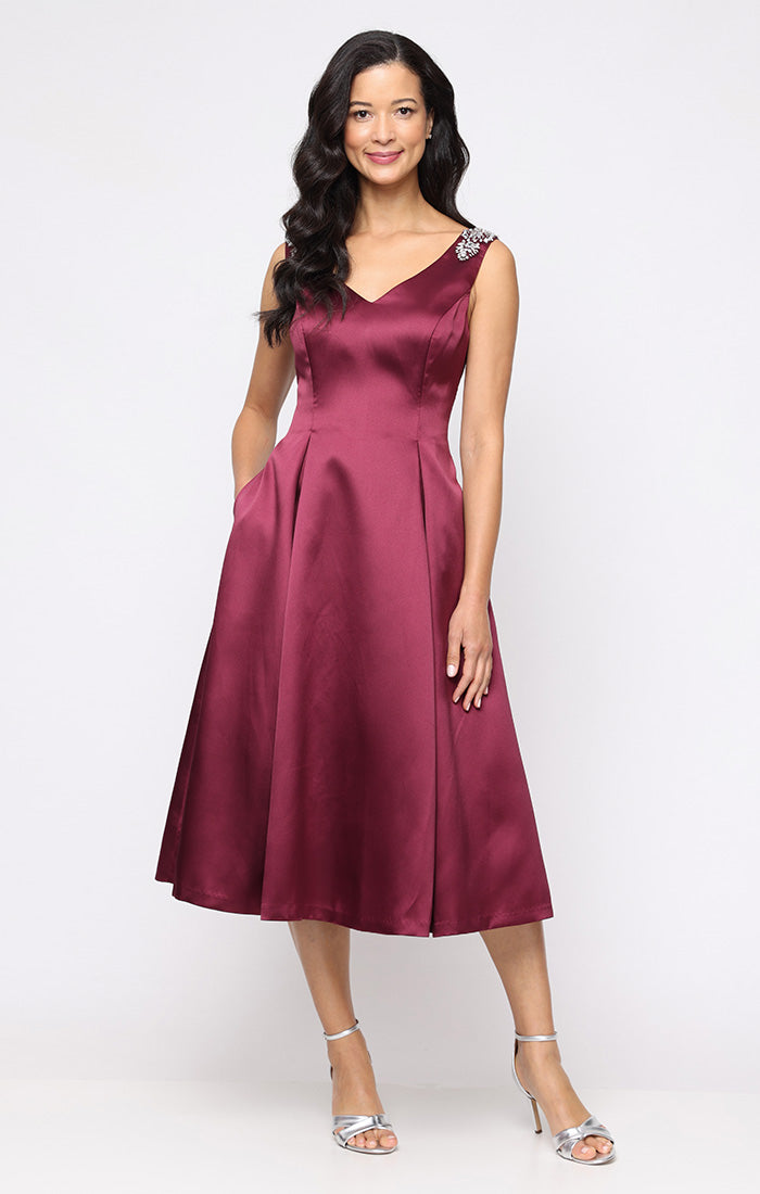 purple party dresses for women Glamorous Strapless Sleeveless A-Line Prom Long Lace-Up Back With Pleats %0D%0ATo%20maintain%20the%20beauty%20of%20your%20garment%2C%20please%20follow%20the%20care%20instructions%20on%20the%20attached%20label Gatsby Prom Dress Great Womens dress Shoe Size:9.5