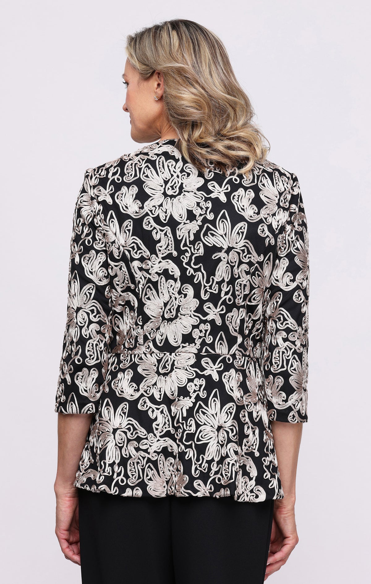 black / taupe